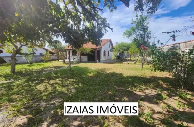 Cod 419: ótima casa de esquina próximo a praia - saquarema.