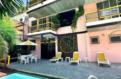 Casa no candeal  belíssima casa com 3 suítes + escritório, 3 pavimentos, piscina e vista permanente para a reserva florestal, no candeal
