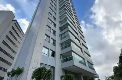 Apartamento no diamond alto do itaigara andar alto nascente 3 suítes e gabinete infra e duas vagas iniciais. 