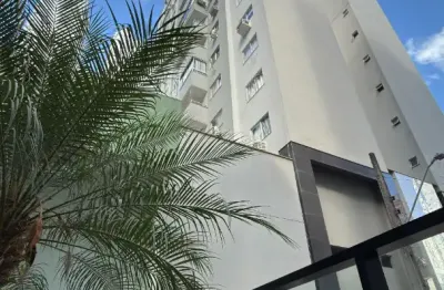 ED MARQUESADO - Quadra Mar, no Centro de Balneário Camboriú com alto potencial de investimento