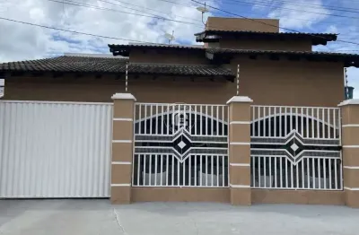 Casa com 3 quartos à venda na Rua Morada Nova, 11, Parque do Lago, Várzea Grande