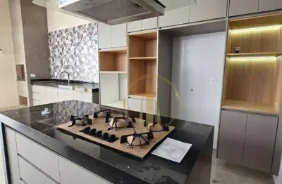 Linda casa térrea 3 súites completa de armários + escritório e piscina aquecida