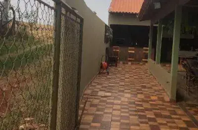 Chácara à venda em londrina, limoeiro, com 2 quartos, com 1800 m²