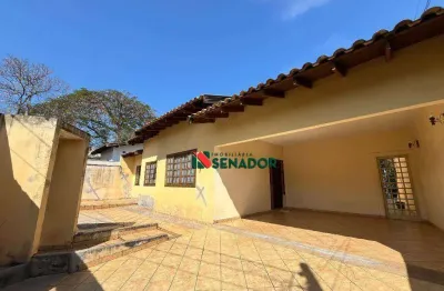 Casa com 4 dormitórios para alugar, 249 m² por r$ 4.500,00/mês - araxá - londrina/pr