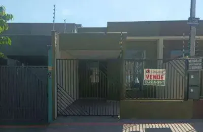 Casa à venda em londrina, jardim pacaembu 2, com 3 quartos, com 125 m²