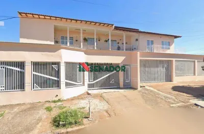 Sobrado à venda em Londrina, São Lourenço, com 3 quartos, com 490 m²