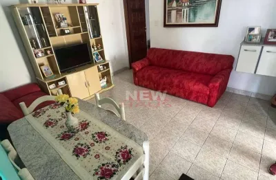 Casa com 2 quartos à venda na Rua Nádia, Vila Tolstoi, São Paulo