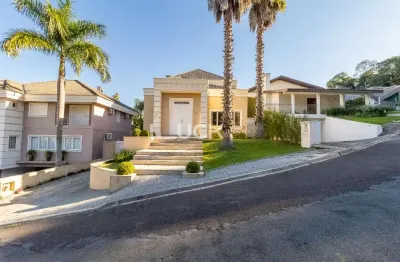 Casa em Condomínio à Venda no Bairro Campo Comprido em Curitiba/PR