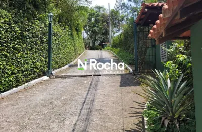 Oportunidade, excelente terreno, com 10.220m2 bi familiar.