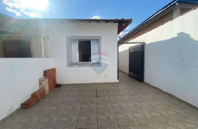 Casa para locação, com  2 dormitórios,  região centro,  cabreúva/sp