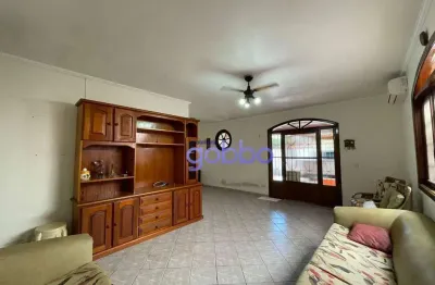 Casa com 4 dormitórios à venda por R$ 970.000 - Itaguá - Ubatuba/SP