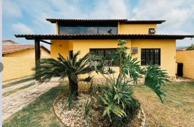 Casa para venda em niterói, itaipu, 3 dormitórios, 1 suíte, 2 banheiros, 2 vagas