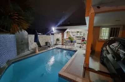 Casa para venda em niterói, piratininga, 4 dormitórios, 1 suíte, 4 banheiros, 2 vagas