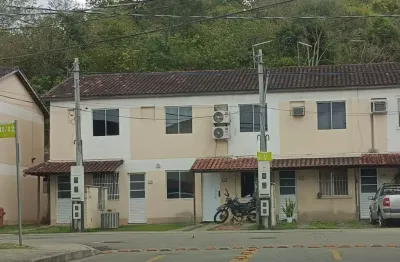 Excelente casa duplex  primeira locação cond. caminho do parque