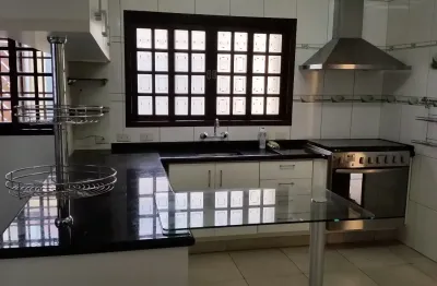 Casa térrea – 03 dormitórios (01 suíte) – 03 vagas – vila mariana