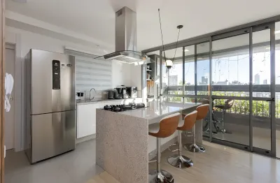 Apartamento à venda mobililiado, pronto para morar no centro de curitiba.