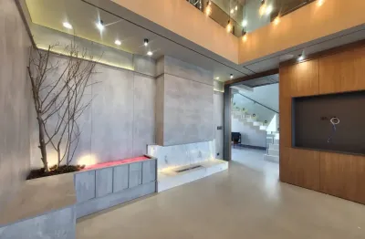 Casa cinematográfica no alphaville, sofisticada e luxuosa.