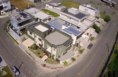 Residência alto padrão – projeto moderno, vista livre e localização privilegiada