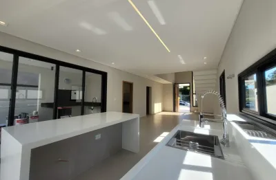 Casa de alto padrão à venda no residencial malibu – caçapava (sp) projeto moderno | vista permanente para área verde | 200 m² de construção