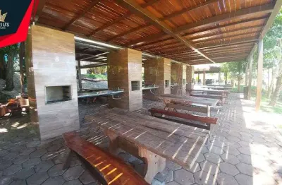 Apartamento com 02 quartos condominio aldeia do lago em caldas novas
