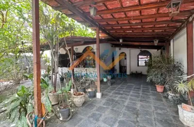 Casa com 4 quartos à venda na Rua Pedras Bonitas, Iguaçu, Ipatinga
