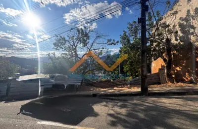 Terreno à venda na Rua Peônia, Esperança, Ipatinga