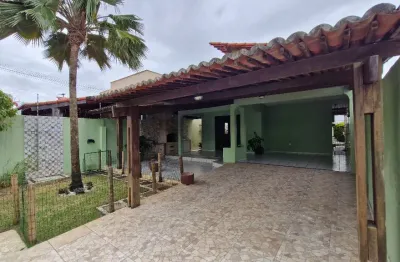 Excelente casa com 3 quartos sendo 1 suíte em nova parnamirim rn