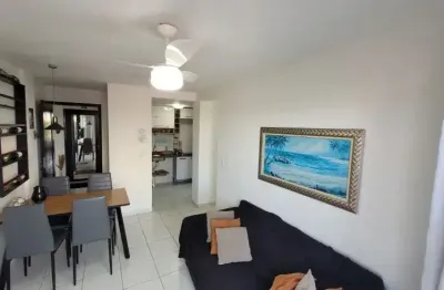 Excelente apartamento com 2 quartos sendo 1 suíte mobiliado em ponta negra a 600m da praia