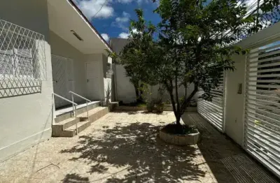 Excelente casa com 4 quartos sendo 2 suítes em nova parnamirim