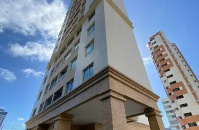 Excelente apartamento no tirol com 2 quartos sendo 1 suíte 55m²