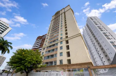 Apartamento Reformado em Tirol. Totalmente funcional e com todos os Móveis Projetados.