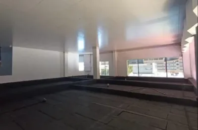 Espaço corporativo av.paulo vi com 360m2  localizado no 2.o e 3.o andar