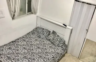 Casa de frente sol manha com 2 quartos e 1 banheiro à venda, por r$ 135.000