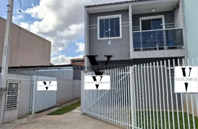 Belo sobrado no sitio cercado - 3 dormitórios (1 suíte, sacada)