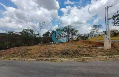 Terreno à venda na Villa Paradiso, Lagoa Santa 