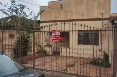 Casa com 4 quartos à venda no Mercês, Uberaba 