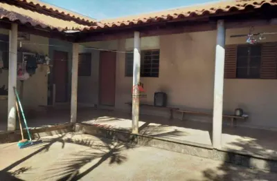 Casa com 4 quartos à venda no Jardim Nenê Gomes, Uberaba 
