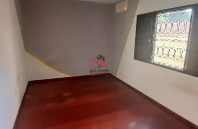 Casa com 3 quartos para alugar no Mercês, Uberaba 
