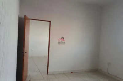 Casa com 3 quartos para alugar na Vila São Vicente, Uberaba 