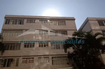 Apartamento tipo kitchnete na aviação praia grande sp, sendo 01 dormitorio, 01 vaga, 01 banheiro, mobiliado, excelente localização.
