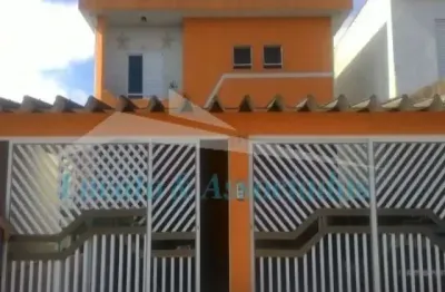 Casa térrea em condomínio fechado no jardim quietude em praia grande sp 02 dormitórios, sala, cozinha, banheiro social, área de serviço coberta