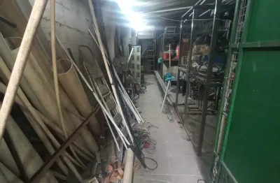 Galpão pequeno para locação na rua quiririm - vila valqueire