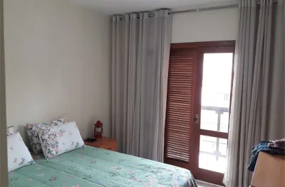 Casa com 3 quartos à venda na Avenida Minas Gerais, Vila Ristori, Guarulhos