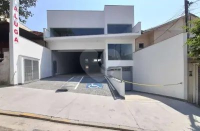 Prédio para alugar na Avenida Águas de São Pedro, Santana, São Paulo
