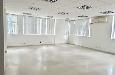 Sala comercial para alugar na Rua Padre Chico, 85, Perdizes, São Paulo