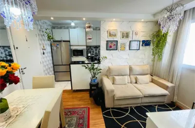 Apartamento com 2 quartos à venda na Avenida Pires do Rio, Itaquera, São Paulo
