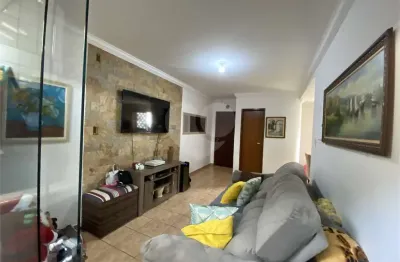 Casa com 3 quartos à venda na Rua Conchita, Horto Florestal, São Paulo