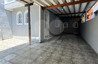 Casa com 3 quartos à venda na Travessa Marcílio Domingos Cruz, 17, Vila Constança, São Paulo