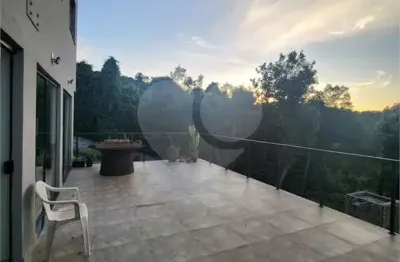 Casa em condomínio fechado com 4 quartos à venda na Serra da Cantareira, Mairiporã 