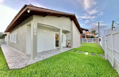 Casa com 3 quartos à venda na rua das rosas, 3748, posto 4, capão da canoa por r$ 1.180.000